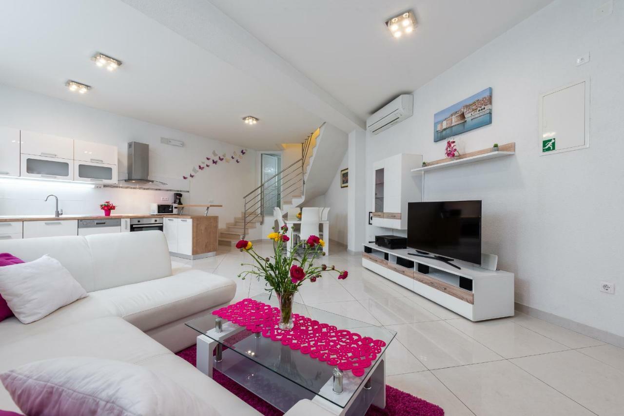 Lägenhet Luxury Sensation Spacious & Free Private Garage Dubrovnik